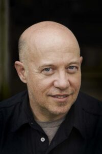 Edward Saxon : Photo officielle