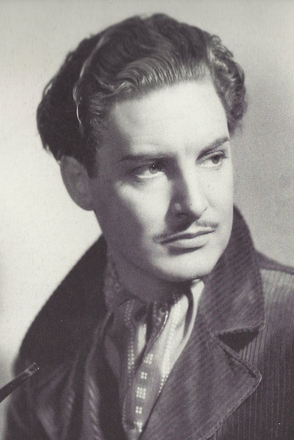 Robert Donat : Photo officielle