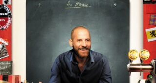 Au bistro du coin : Affiche officielle