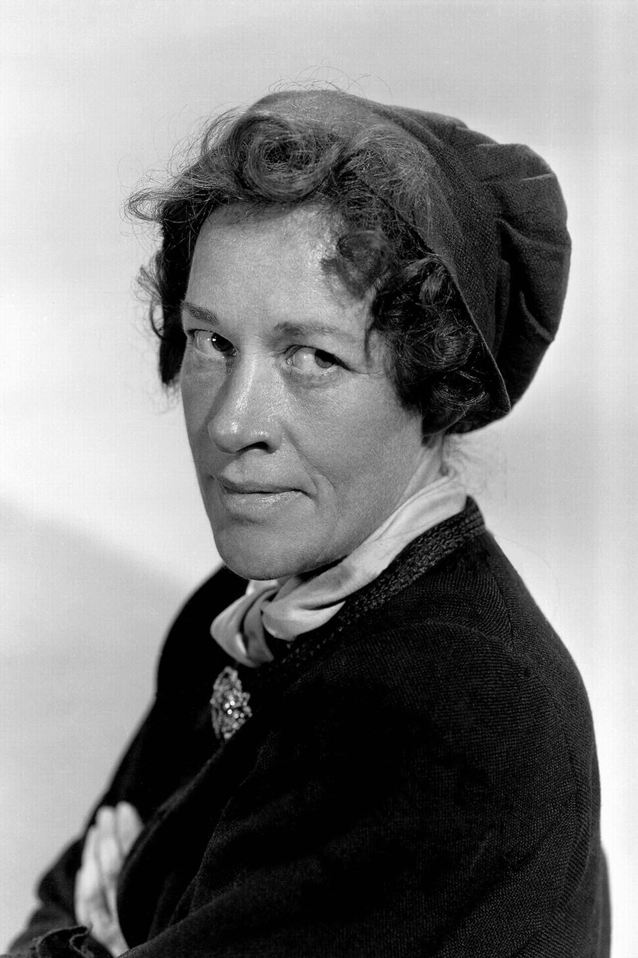 Anne Revere : Photo officielle