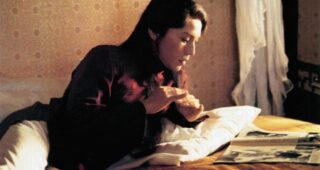 M. Butterfly : photo, John Lone