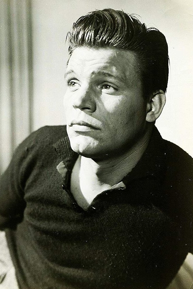 Neville Brand : Photo officielle