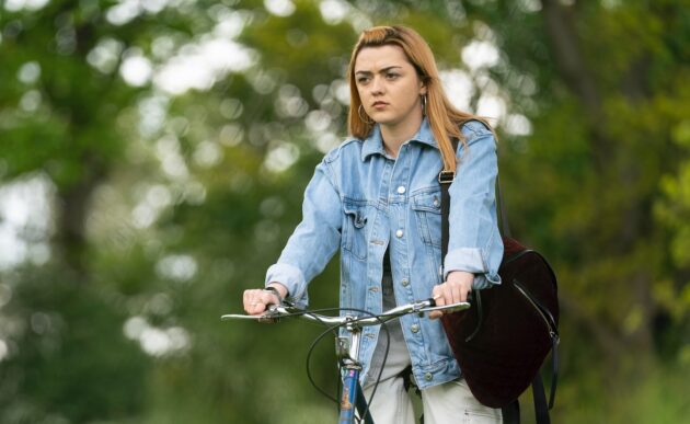 photo, Maisie Williams
