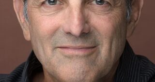 Mark Harelik : Photo officielle