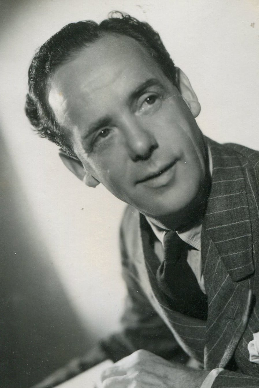Mervyn Johns : Photo officielle