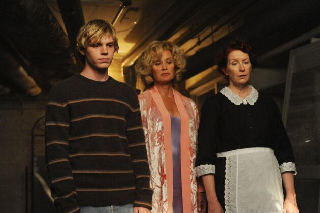 photo, Frances Conroy, Jessica Lange, Evan Peters