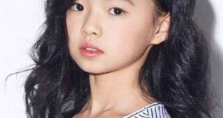Kim Si-a : Photo officielle