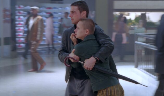 photo, Samantha Morton, Tom Cruise