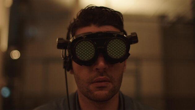 photo, Christopher Abbott