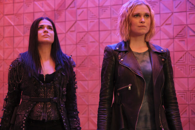photo, Eliza Taylor, Marie Avgeropoulos