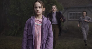 The Haunting of Bly Manor : photo, Amelie Bea Smith