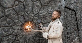 Raised by Wolves : photo, Travis Fimmel