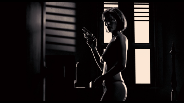 photo, Carla Gugino