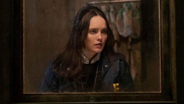 photo, Rebecca Breeds