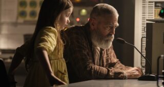 Minuit dans l'univers : photo, Caoilinn Springall, George Clooney