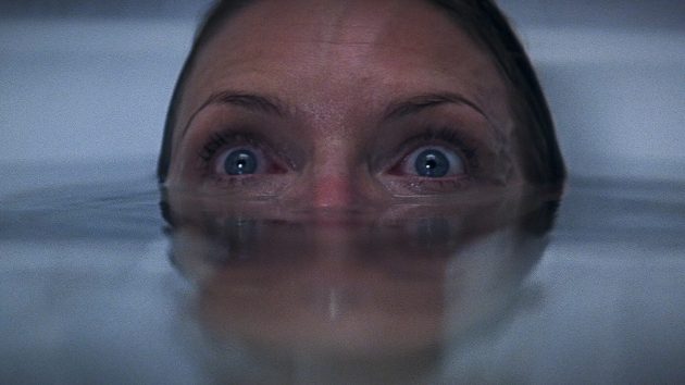 Michelle Pfeiffer dans Apparences
