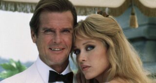 Tanya Roberts : photo, Dangereusement vôtre