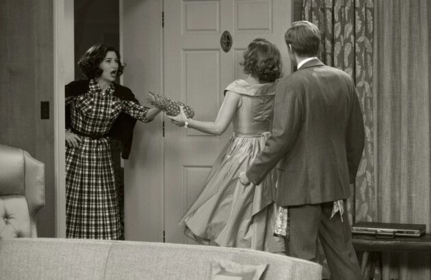 Photo Kathryn Hahn, Elizabeth Olsen, Paul Bettany