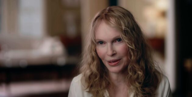 photo, Mia Farrow