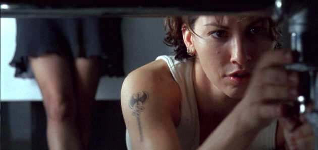 photo, Gina Gershon
