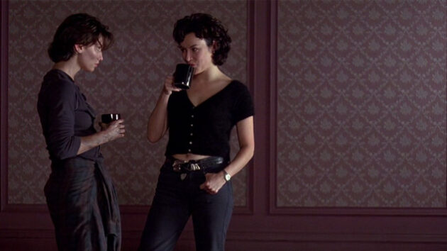 photo, Jennifer Tilly, Gina Gershon