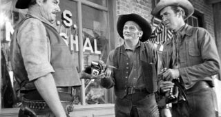 Winchester 73 : photo, James Stewart