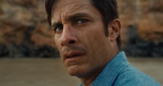 Old : photo, Gael García Bernal
