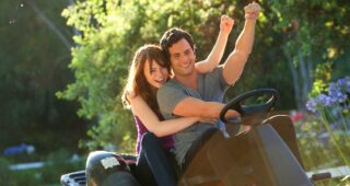 Easy Girl : photo, Emma Stone, Penn Badgley