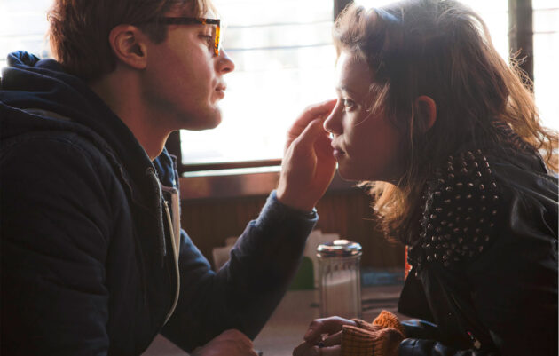 photo, Astrid Berges-Frisbey, Michael Pitt