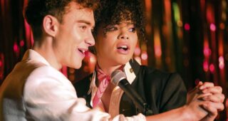 It's a Sin : photo, Olly Alexander, Lydia West