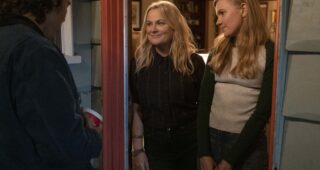 Moxie : photo, Amy Poehler, Hadley Robinson