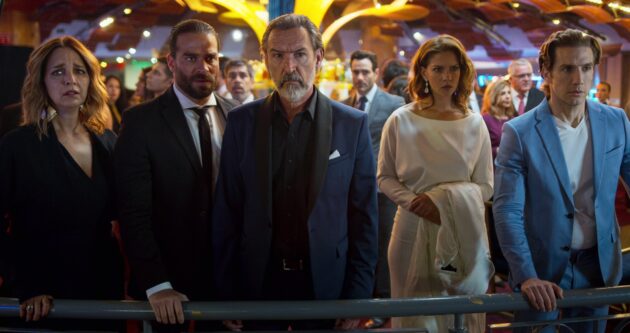 photo, Manolo Cardona, Ginés García Millán, Eugenio Siller, Claudia Ramírez