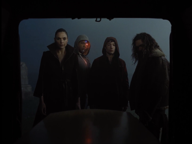 photo, Ray Fisher, Ben Affleck, Ezra Miller, Jason Momoa