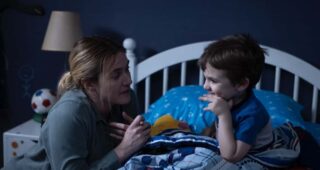 Mare of Easttown : photo, Kate Winslet, Izzy Bayley-King
