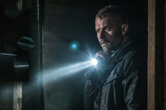 photo, James Badge Dale