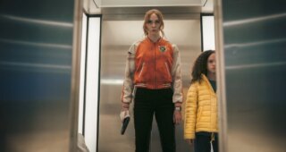 Gunpowder Milkshake : Photo Karen Gillan, Chloe Coleman