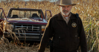 Invasion : Photo Sam Neill