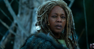 See : Photo Alfre Woodard