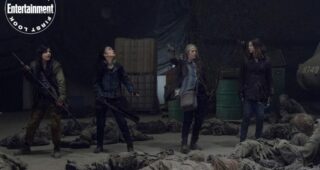 The Walking Dead : photo, Melissa McBride, Cassady McClincy, Christian Serratos, Lauren Cohan