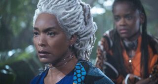 Angela Bassett : photo, Black Panther