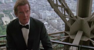 Dangereusement vôtre : photo, Roger Moore