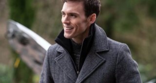Every Breath You Take : Photo Sam Claflin