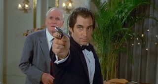 Permis de tuer : photo, Timothy Dalton, Desmond Llewelyn