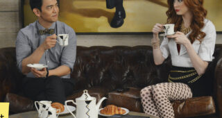 Selfie : photo, John Cho, Karen Gillan
