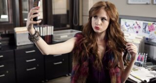 Selfie : photo, Karen Gillan