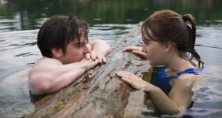 CODA : photo, Ferdia Walsh-Peelo, Emilia Jones