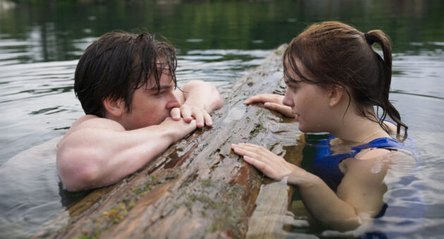 CODA : photo, Ferdia Walsh-Peelo, Emilia Jones
