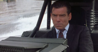 Le Monde ne suffit pas : photo, Pierce Brosnan