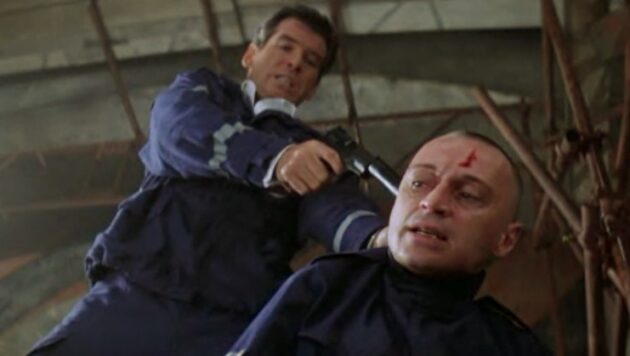 photo, Robert Carlyle, Pierce Brosnan