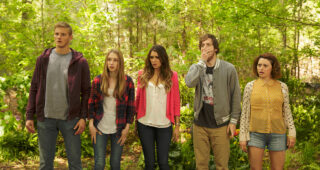 Scream Girl : photo, Alia Shawkat, Nina Dobrev, Alexander Ludwig, Thomas Middleditch, Taissa Farmiga